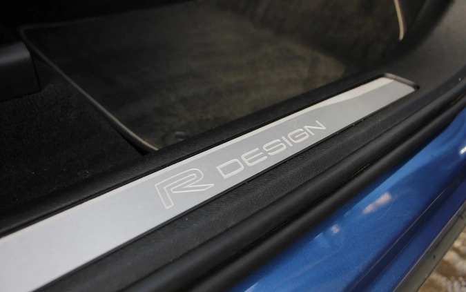 Volvo XC 60 cena 149999 przebieg: 81000, rok produkcji 2019 z Racibórz małe 137